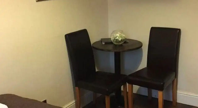Restful Apartment in London Near Hyde Park, Забронировать Апартаменты/квартира Отели Лондона с парковкой, рядом с Больница Чаринг-Кросс, Парковка