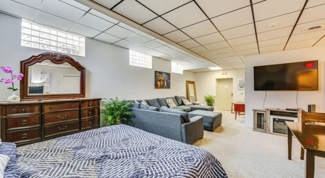 1 Mi to Dtwn: Cozy Retreat in New Kensington!, Buchen Sie Ferienwohnung New Kensington Pennsylvania