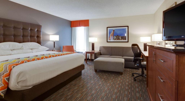 Номер Superior Drury Inn & Suites Columbia Stadium Boulevard
