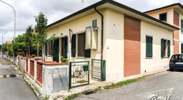 Casa Letizia, Rezervați Hotel Ponsacco Toscana