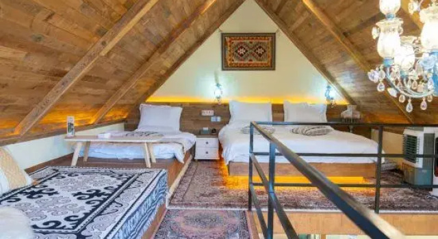 Люкс Riverside· Garden Designer Courtyard Resort Homestay