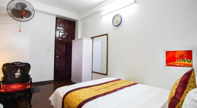 Номер Economy Phuong Trang Hotel