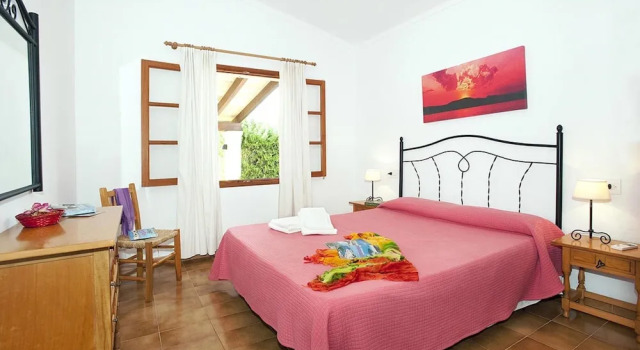 Villa - 3 Bedrooms with Pool - 108774