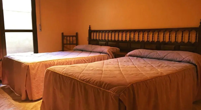 Mesón Hostal Ribeiro, Buchen Sie Hotel Verin Ourense