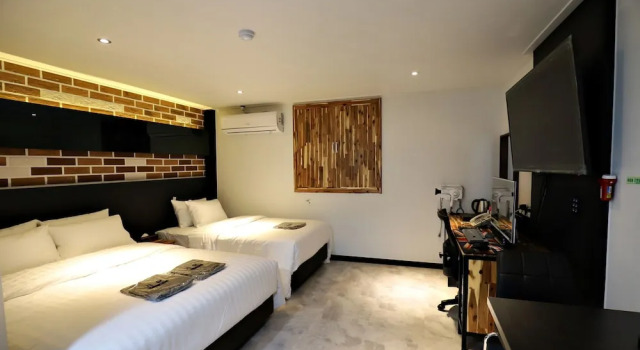 Двухместный семейный номер Standard Incheon Illuwa Hotel
