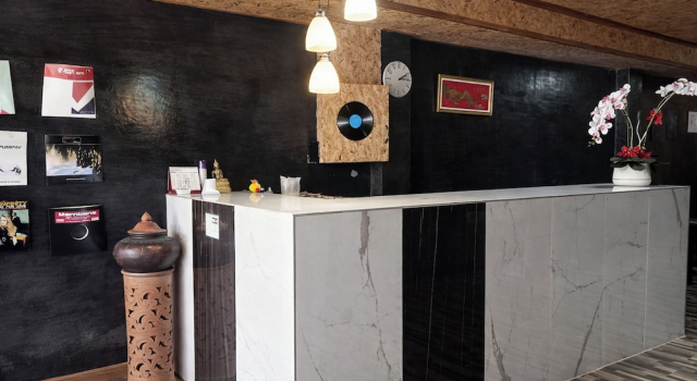 B&T Hostel