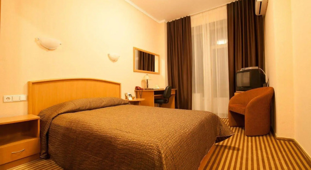 Codru, Book Hotel Hoteller i Codru med parkering, Parkering