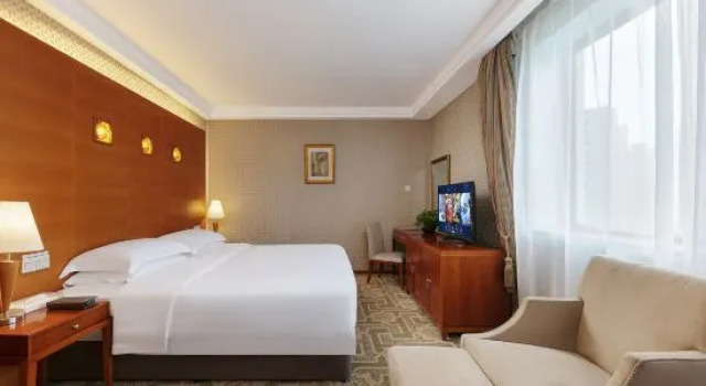 Люкс Business Huayang Plaza Hotel