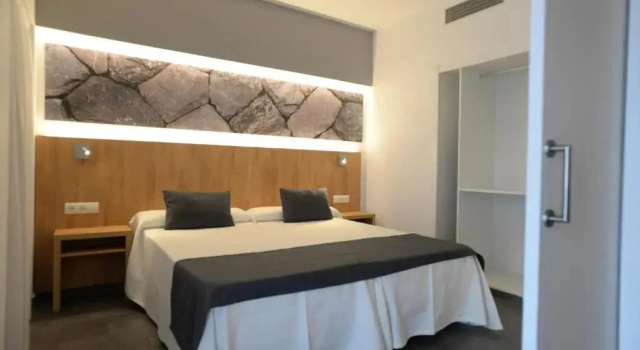 Апартаменты Superior с балконом APARTAMENTOS CASA LUIS by INVISA