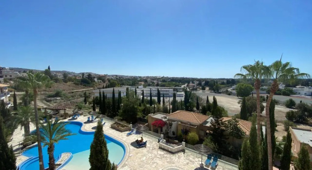 Апартаменты Retro n’ Boujee 1BR Apt with Pool and Balcony
