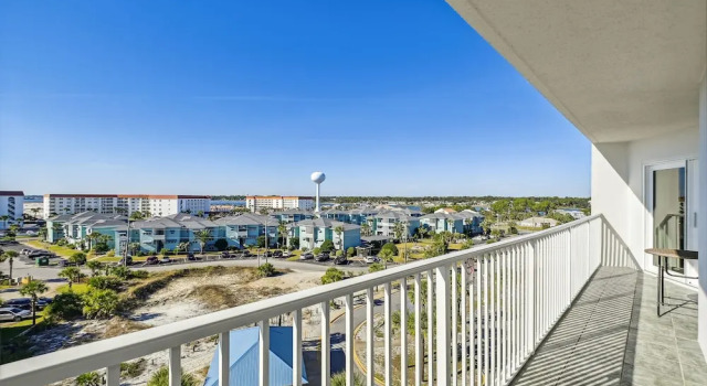 Номер Standard Seacrest 701AB is a 3 BR Gulf front on Okaloosa Island by RedAwning