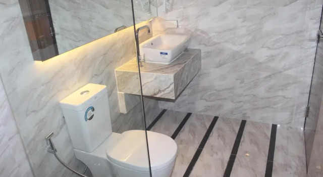 Полулюкс H-District Boutique Poshotel