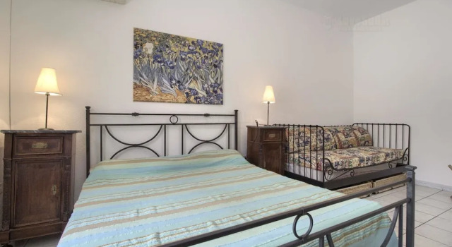 Апартаменты Sunset Greg, Lovely Front bay Terraced House