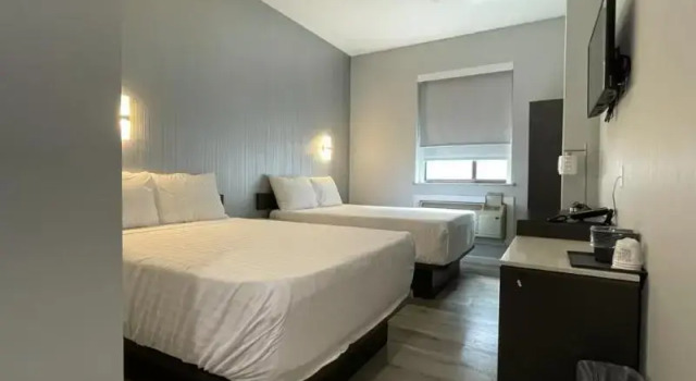 Двухместный номер Deluxe с 2 комнатами King Hotel Brooklyn Sunset Park