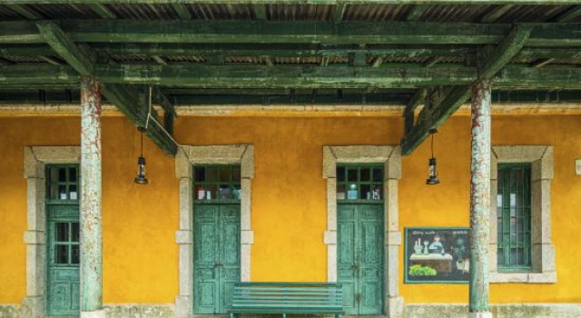 Shifang Yunxuan Railway Hotel, Varaa Hotelli Shiping Yunnan