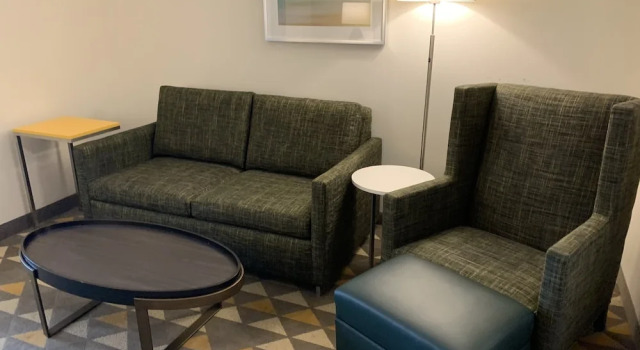 Люкс c 1 комнатой Holiday Inn Martinsburg by IHG