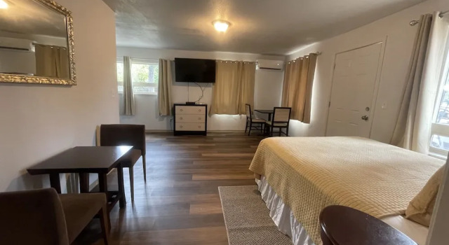 Люкс Comfort Riverfront Lodging