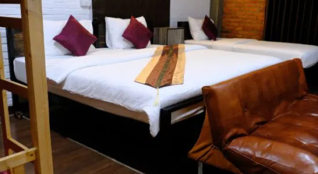 Люкс Baan9Nan Guest Home in Nan City