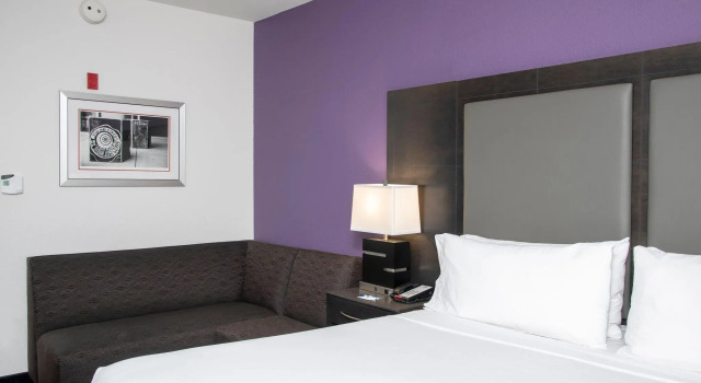Номер Standard Holiday Inn Express & Suites Columbus - Polaris, an IHG Hotel