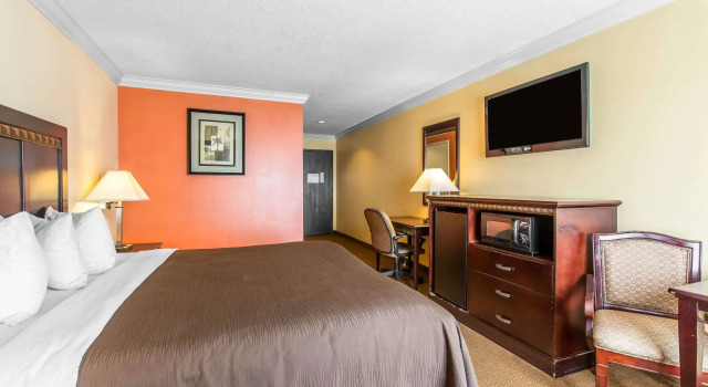 Двухместный номер Standard Quality Inn & Suites Bell Gardens-Los Angeles