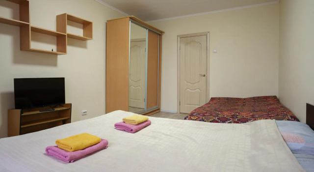 Apartments on Serafima Tulikova street 2, Prenota Appartamento Kaluga 