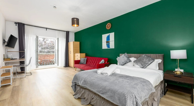 City Gate Guest House, Забронировать Гостевой дом Тауэр-Хэмлетс Лондон, рядом с Музей диковин Виктора Винда