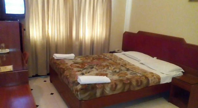 Hotel Bombay Tiffanys, Rezervovat Hotel Hotely v Bangalore s parkováním, Parkování