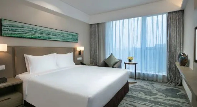 Люкс Deluxe Holiday Inn Hangzhou Gongshu by IHG