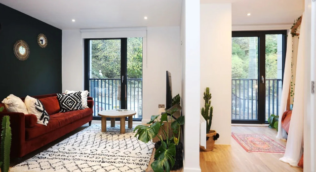 Brand New Studio Apartment Near Edinburgh Castle, Забронировать Апартаменты/квартира Эдинбург Midlothian, рядом с Национальный музей Шотландии