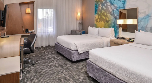 Люкс Courtyard Palm Desert