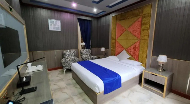 Полулюкс Camphor Hotel