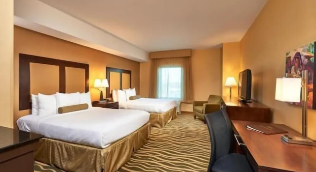 Четырёхместный номер Standard Kickapoo Lucky Eagle Casino Hotel