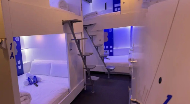 Double Pod in Mixed Shared Room Modular Rooms