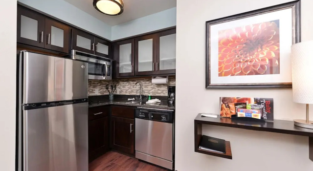 Одноместный люкс Staybridge Suites Sioux Falls at Empire Mall by IHG