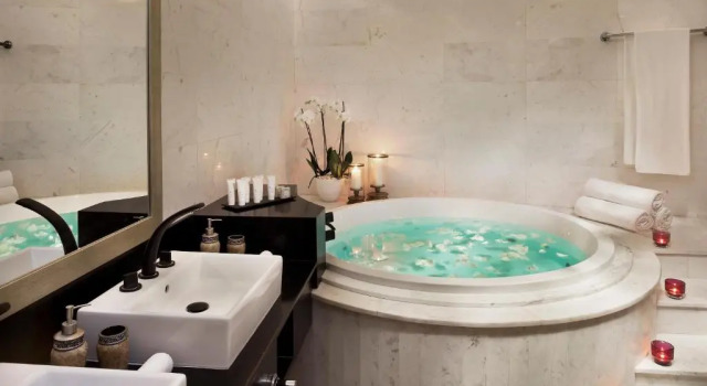 Люкс с 2 комнатами Best Plaza West Bay Hotel