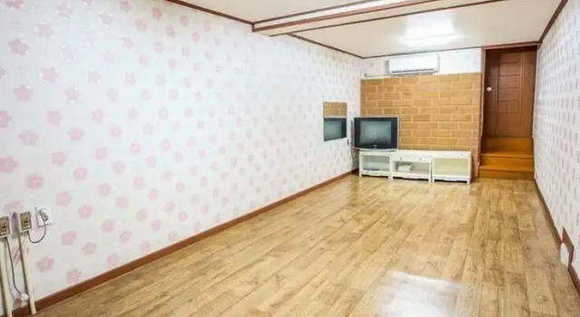 Jecheon Wolsong Garden Pension, Prenota Hotel Hotel a Jecheon con parcheggio, Parcheggio