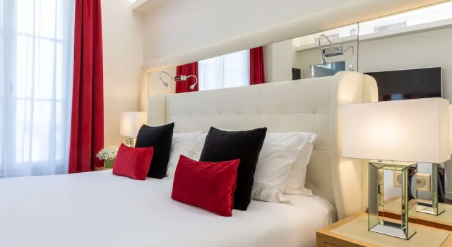 Двухместный номер для гостей с ограниченными возможностями Hotel Camille Paris Tapestry Collection by Hilton