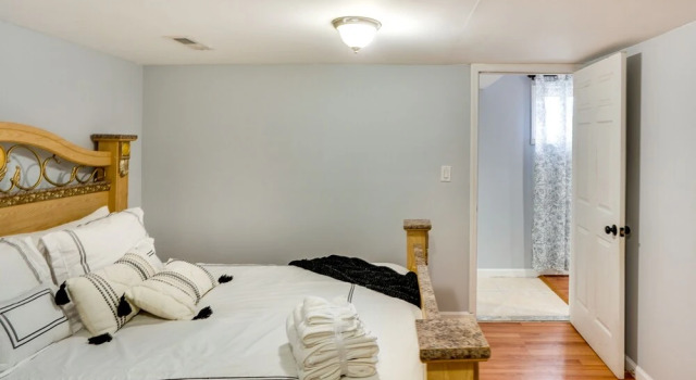 Cozy Albany Vacation Rental ~ 5 Mi to Downtown!, Buchen Sie Ferienwohnung Albany (und Umgebung) 