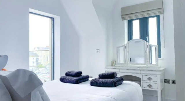 Waterstone House Penthouse Apartment
