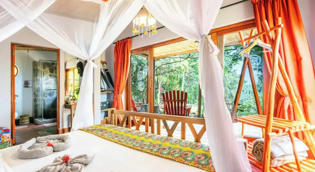 Шале Classic Chameleon Hill Forest Lodge