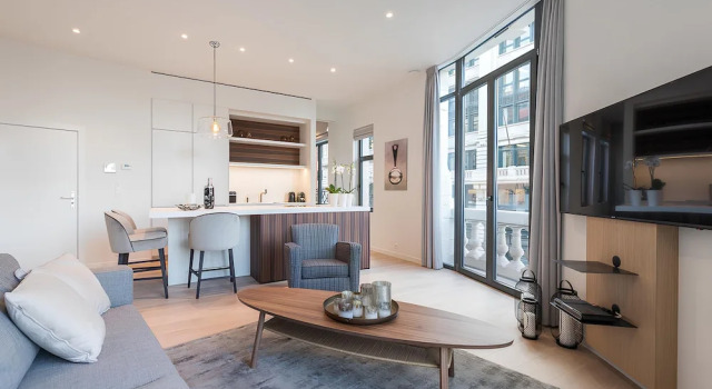 Downtown Brussels Splendor Suites, Забронировать Отель Брюссель Брюссельский столичный регион, рядом с Университет Сен-Луиса