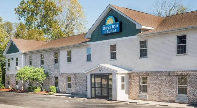 Home Lodge Louisville Sellersburg, Prenota Hotel Sellersburg Indiana