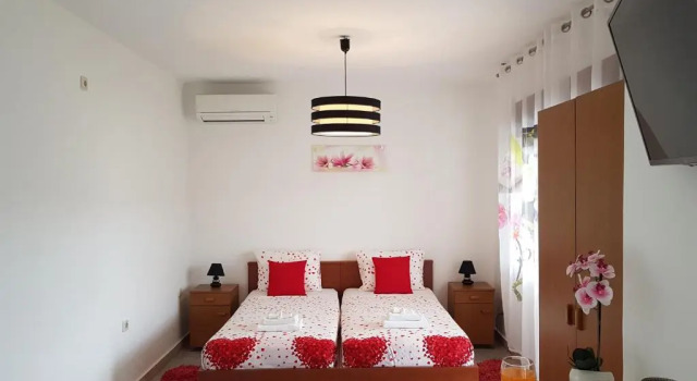 Студия Apartments Bozan