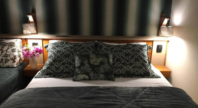 Четырёхместный номер Deluxe Serra Alta Hotel