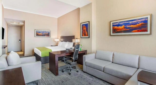 Двухместный семейный номер Deluxe Wyndham Santiago Aeropuerto