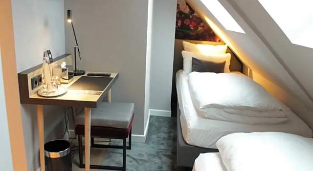 Одноместный номер Standard с красивым видом из окна Vienna House Easy by Wyndham Hamburg Hauptbahnhof
