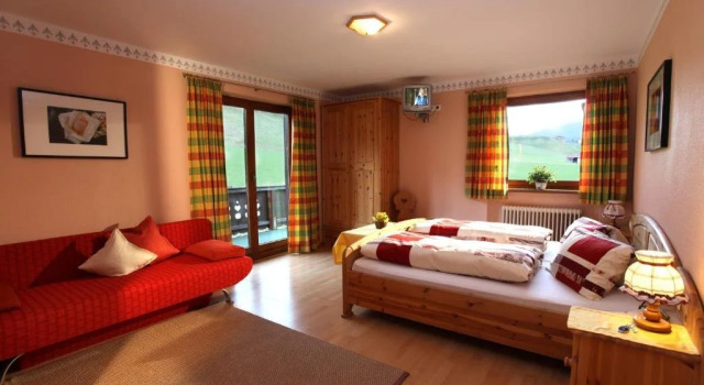 Gästehaus Hölzl, Забронировать Отель Отели Тироля 3 звезды, 3*