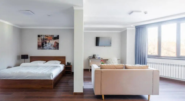 Номер Deluxe RICH PARK HOTEL