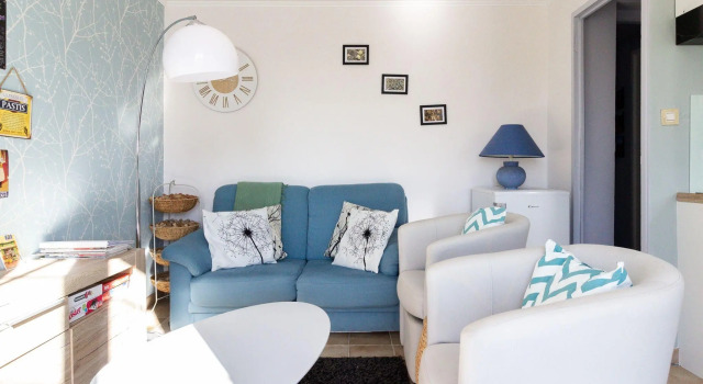 Lush Villa in Gargas with Private Swimming Pool, Забронировать Вилла Гарга Route de la Lavande