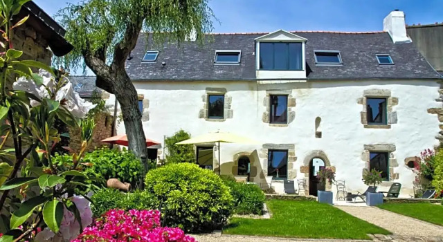 Le Clos St Yves, Забронировать Отель Отели Finistère с парковкой, Парковка
